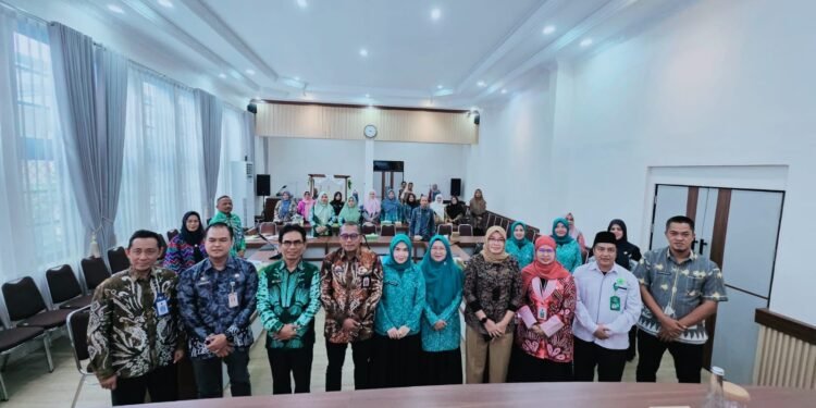 Dukung Penurunan Stunting Melalui Peningkatan Konsumsi Ikan, Dislutkan Kalsel Gelar Rakor FORIKAN