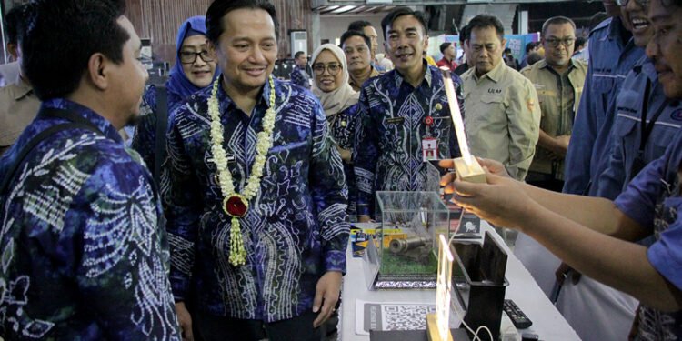 Wagub Kalsel Buka Job Fair 2025 : Dorong Konektivitas Dunia Usaha dan Pencari Kerja
