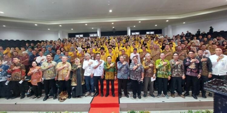 Kemenbud dan FKIP ULM Gelar Diskusi Publik Draf Penulisan Buku Sejarah Indonesia Tahun 2025