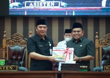 Rapat Paripurna Penyampaian Rancangan Perubahan APBD 2025: Pemkab Tanbu Tegaskan Komitmen pada Visi Pembangunan Daerah