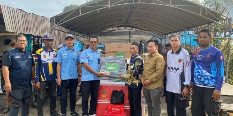 Dinsos Kalsel Salurkan Bantuan Tanggap Darurar Bencana Kebakaran di Kota Banjarmasin