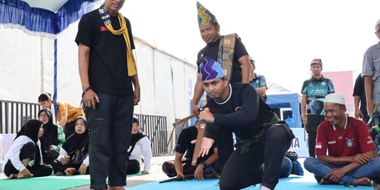 Raih Peringkat Tujuh, Dispora Kalsel Turunkan Dua Tim Balogo di Festival Olahraga Tradisional
