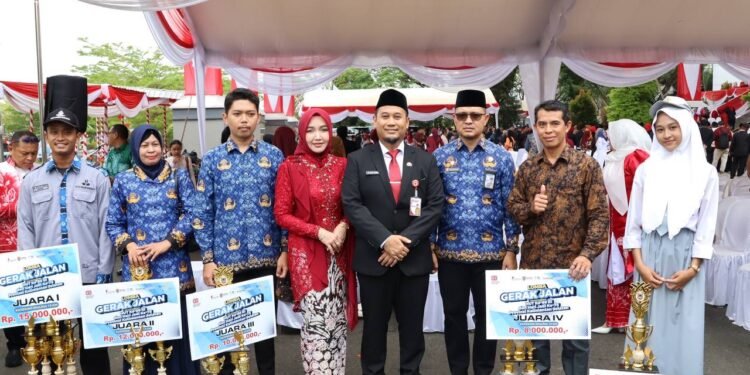 Langkah Mantap Para Juara, Pemprov Kalsel Apresiasi Pemenang Gerak Jalan 2025