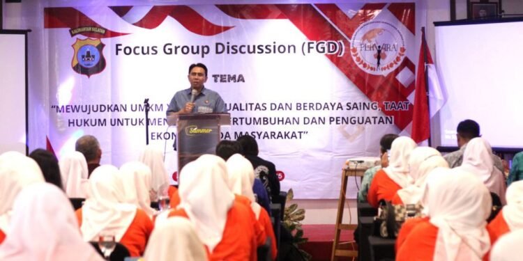 Polda Kalsel Dorong UMKM Taat Hukum Lewat FGD Bersama Perwira