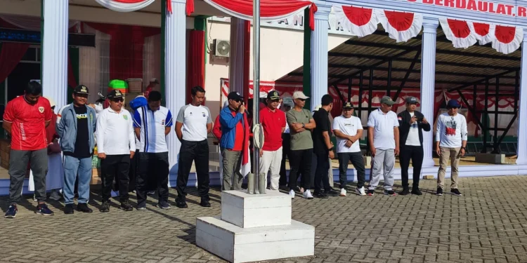DPRD Tanah Bumbu Semarakkan HUT RI ke-80 dengan Jalan Sehat di Kusan Hulu, Ratusan Warga Antusias