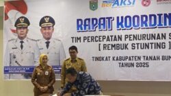 Wujudkan Generasi Sehat, Bupati Andi Rudi Latif Gandeng Yayasan Rumah Pena BerAksi Tangani Stunting.