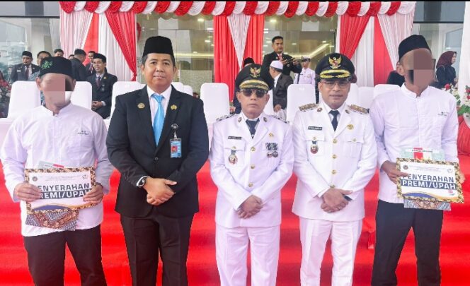 
					Momentum Kemerdekaan, Bupati Kotabaru Serahkan Remisi kepada Warga Binaan Lapas Kotabaru.