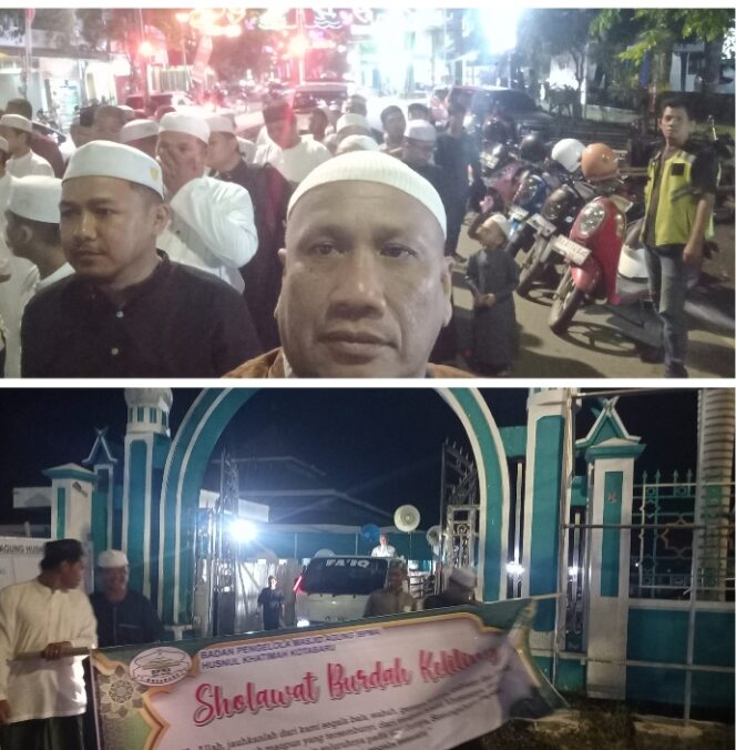 
					BPMA Husnul Khatimah Kotabaru gelar Shalawat Burdah Keliling Kota.