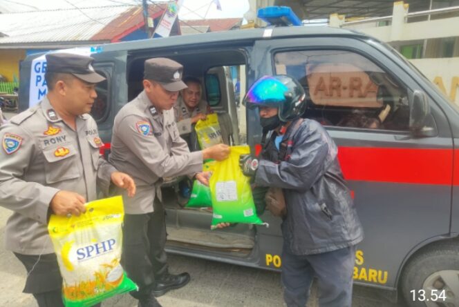 
					Sat Binmas Polres Kotabaru Gelar Gerakan Pangan Murah di Dua Desa.