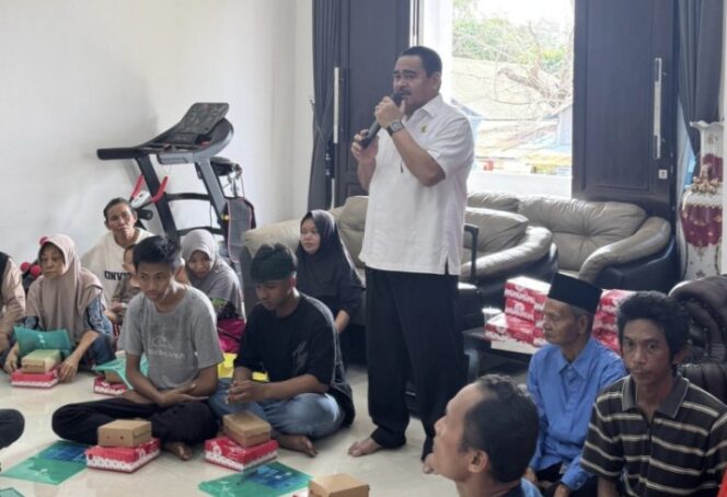 
					Anggota DPRD Kabupaten Tanah Bumbu dari Fraksi PDI Perjuangan, H. Abdul Kadir, menggelar kegiatan Reses Tahap III .