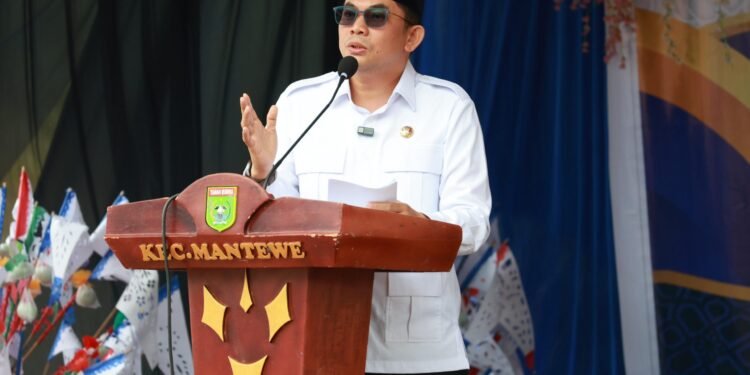 Peringati Maulid Nabi, Bupati Andi Rudi Latif Ajak Warga Teladani Rasulullah dalam Pola Asuh Anak