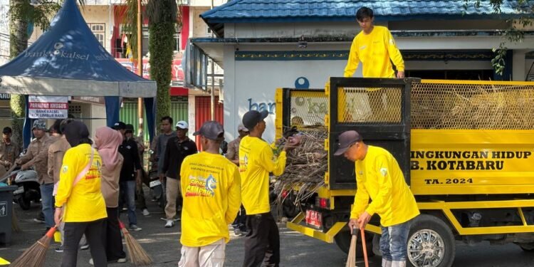 Pemkab Kotabaru Gelar Aksi Gotong Royong Dalam Peringatan World Cleanup Day
