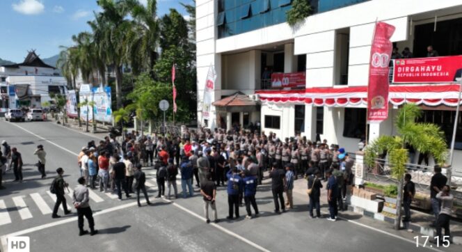 
					Polres Kotabaru Amankan Unras dan RDP ARUN di DPRD, Berjalan Tertib dan Lancar