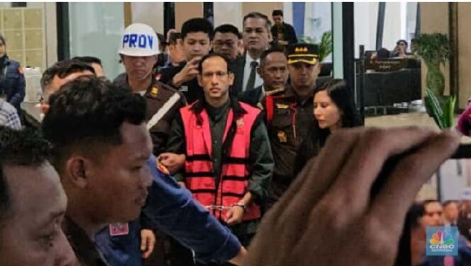 
					Nadiem Tersangka, Kejagung Sebut Korupsi Laptop Rugikan Negara Rp 1,98 T.