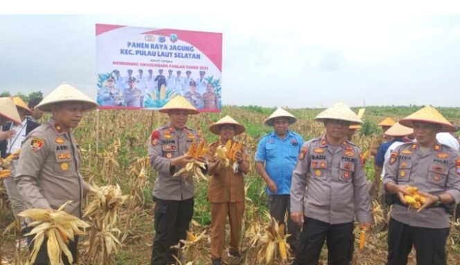 
					Wakapolres Kotabaru Pimpin Langsung Panen Raya Jagung,Dukung Swasembada Pangan