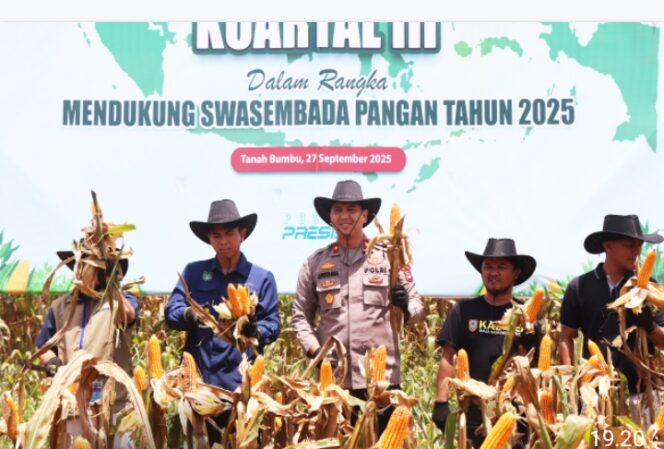 
					Polres Tanah Bumbu Laksanakan Panen Raya Jagung Serentak Kuartal III di Kelurahan Gunung Tinggi