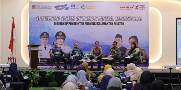 Menuju Pemerintahan Digital, Diskominfo Kalsel Integrasikan E-Performance dan E-Ijamkes