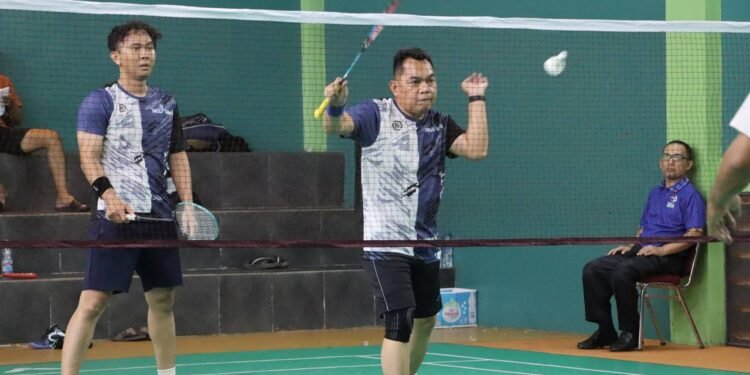 Regu Bulutangkis Putra Kalsel Melaju ke Babak Delapan Besar PORNAS Korpri XVII 2025