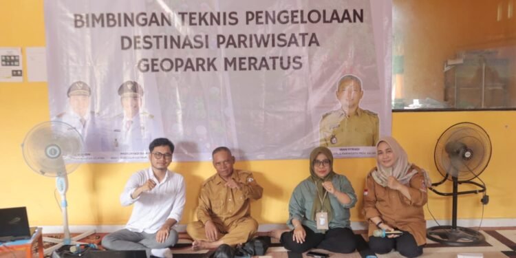 Dispar Kalsel Gelar Bimtek Pengelolaan Destinasi Wisata Geopark Meratus di Pulau Curiak