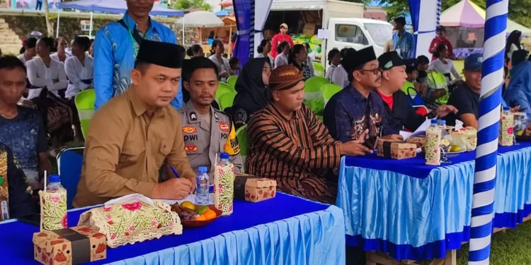 Wakil Ketua DPRD Apresiasi Semangat Gotong Royong Lintas Iman di HUT Desa Maduretno