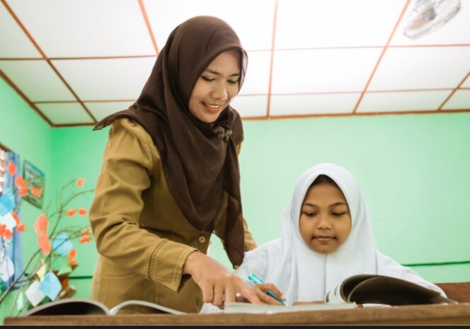 Insentif Guru Honorer Naik Rp 100.000, P2G: Seharga Roti di Los Angeles America.