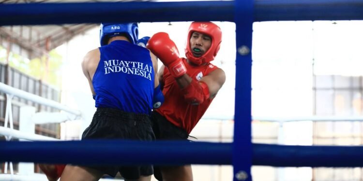Sabet 8 Emas, Muaythai Banjarmasin Juara Umum Porprov Kalsel 2025