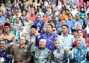 Bupati Andi Rudi Latif Dorong Pesta Pantai Mappanre Ri Tasi’e ke Panggung Nasional