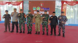 Kapolres Tanah Bumbu AKBP Arief Prasetya,
kegiatan ini juga dihadiri Bupati Tanah Bumbu Andi Rudi Latif, Dandim 1022/Tanah Bumbu Letkol Inf Zierda
Wakil Ketua DPRD Tanah Bumbu, H. Hasanuddin.