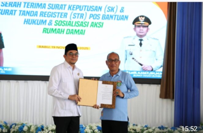 
					Bupati Andi Rudi Latif Dukung Penguatan Layanan Hukum Masyarakat melalui Posbankum dalam bagian Aksi Rumah Damai