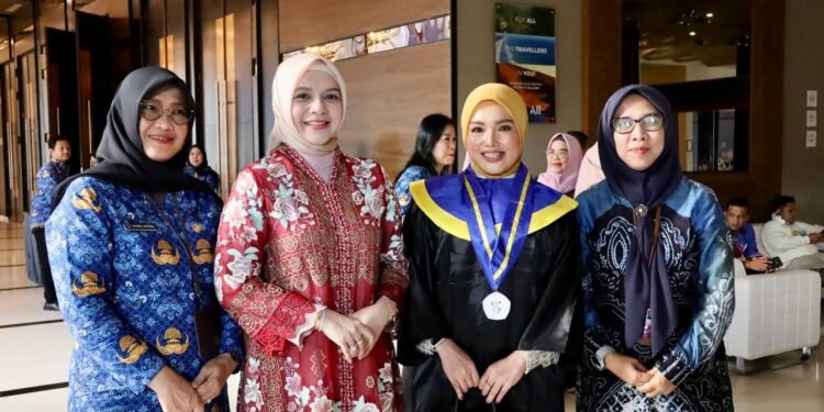 Owner PAUD Citra Indonesia Terpilih Menjadi Salah Satu Wisudawan Terbaik di Wisuda TAMASYA Tahun 2025