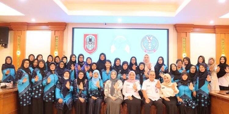 Kolaborasi Dengan DPPPAKB Kalsel, BKOW Gelar Rapat Penguatan Kapasitas Lembaga dalam Rangka Pencegahan Perkawinan Anak
