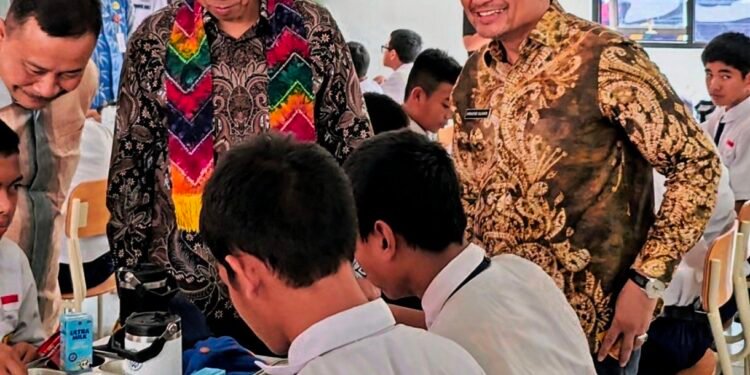 Wamendagri dan Wagub Kalsel Kunjungi Sekolah Rakyat Sentra Budi Luhur, Pastikan Program Pembinaan Tepat Sasaran