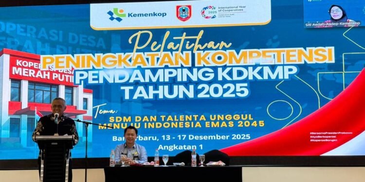 Perkuat Kualitas SDM Koperasi, Kadis Koperasi dan UKM Kalsel Buka Pelatihan Peningkatan Kompetensi Pendamping Koperasi Merah Putih