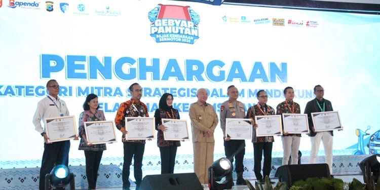 Gubernur Kalsel : Pajak Kendaraan Bermotor Fondasi Penting Pembangunan Daerah Kalsel