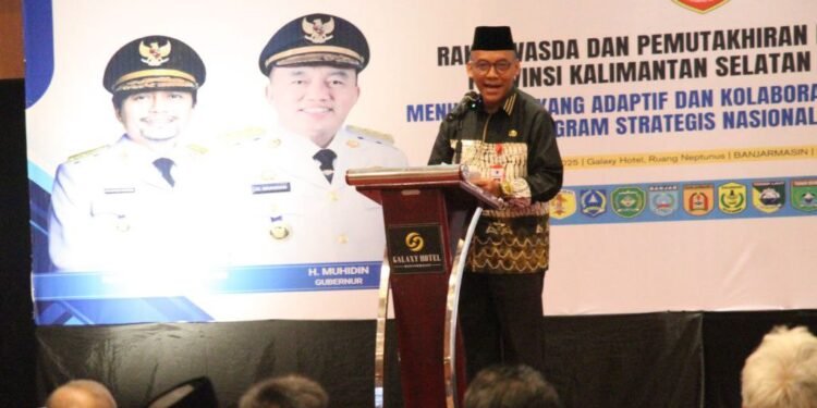 Gubernur Kalsel Dorong Penguatan Kolaborasi Pengawasan pada Rakorwasda dan Pemutakhiran TLHP APIP 2025