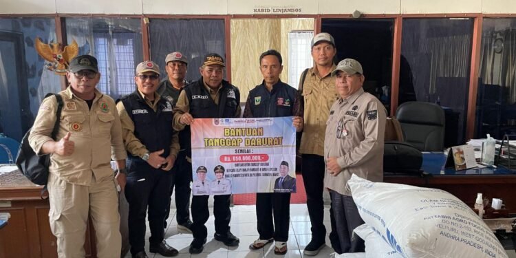 Pemprov Kalsel Salurkan Rp650 Juta Donasi Tahap Pertama untuk Sumatera Barat