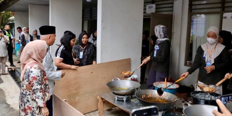 Gubernur Kalsel Sidak Posko Dishut, Pastikan Kenyamanan Jemaah 5 Rajab