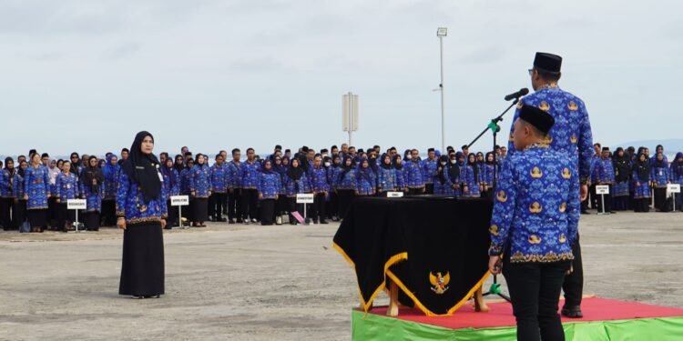 Pemkab Kotabaru Gelar Apel Hari Kesadaran Nasional, Wabup Tekankan Nilai Pancasila dan Profesionalitas ASN