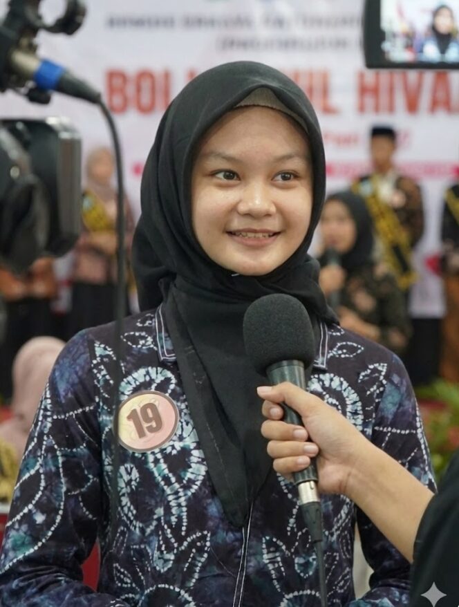 
					Hebatnya, Ananda  Novarinda Rizky Famia Baru Pertama kali Ikut Lomba Langsung Raih Juara.