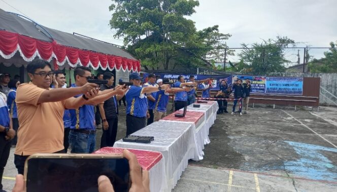 
					HUT KORPRI  54 , Pemda Kotabaru  Menggelar Kejuaraan Menembak Antar SKPD .