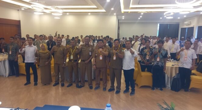 
					Gabungan BKAD Kotabaru menggelar Bimtek Penyusunan Dokumen Pengadaan Barang / Jasa Desa.