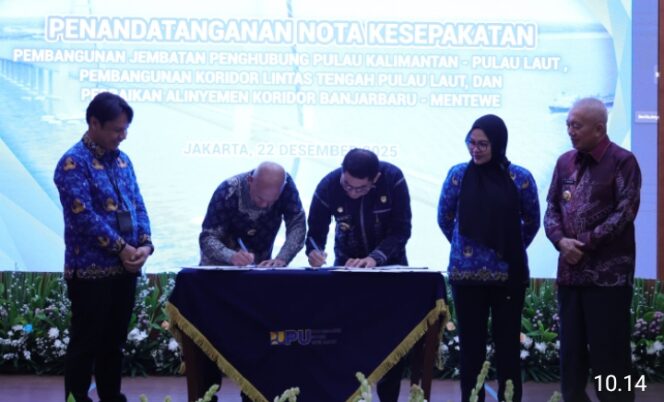 
					Mimpi Besar Kian Nyata, Bupati Andi Rudi Latif Tandatangani Nota Kesepahaman Pembangunan Jembatan Pulau Kalimantan.