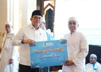 Doa Bersama Sambut Tahun Baru 2026, Bupati Andi Rudi Latif Launching Beasiswa BerAksi dan Salurkan Insentif Guru Ponpes, Guru Ngaji serta Majelis Taklim