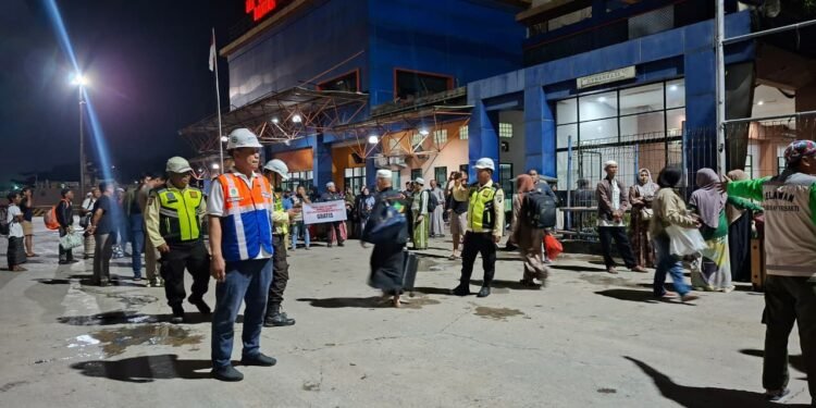 Pelindo Regional 3 Subregional Kalimantan Sukses Layani 63.950 orang Selama Angkutan Nataru 2025/2026