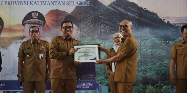 Dinas PUPR Kalsel Peringkat Kedua Penghargaan Rendah Karbon dan Ketahanan Iklim