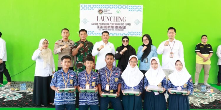 Bupati Andi Rudi Latif Launching SPPG di SMPN 1 Simpang Empat