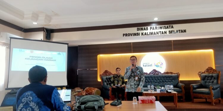 Sinergi Pengelolaan Keuangan, Dinas Pariwisata Kalsel Gelar Sosialisasi Penyamaan Persepsi SPJ