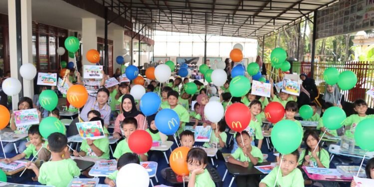Stimulasi Kreativitas Motorik Sejak Usia Dini, PAUD Citra Indonesia Bersama McDonald’s Gelar Activity Mewarnai Goes to School