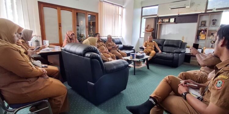 Pemprov Kalsel Evaluasi dan Percepat Pengembangan Kawasan Bawah Jembatan Barito