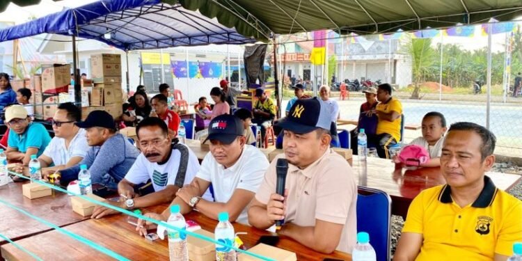 Usulan Pagar & Paving Lapangan Voli-Bola Disampaikan Warga ke DPRD di HUT Desa Giri Mulya